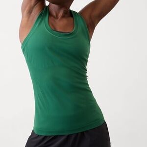 Listing is for ONE of 7 Athlete Momentum tanks in size small